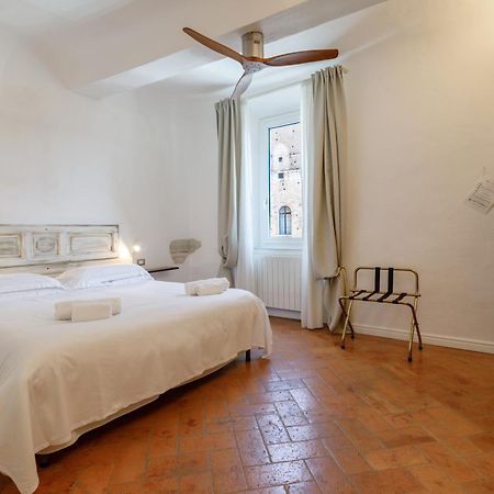 Charme Centro Storico Apartment Siena Bagian luar foto