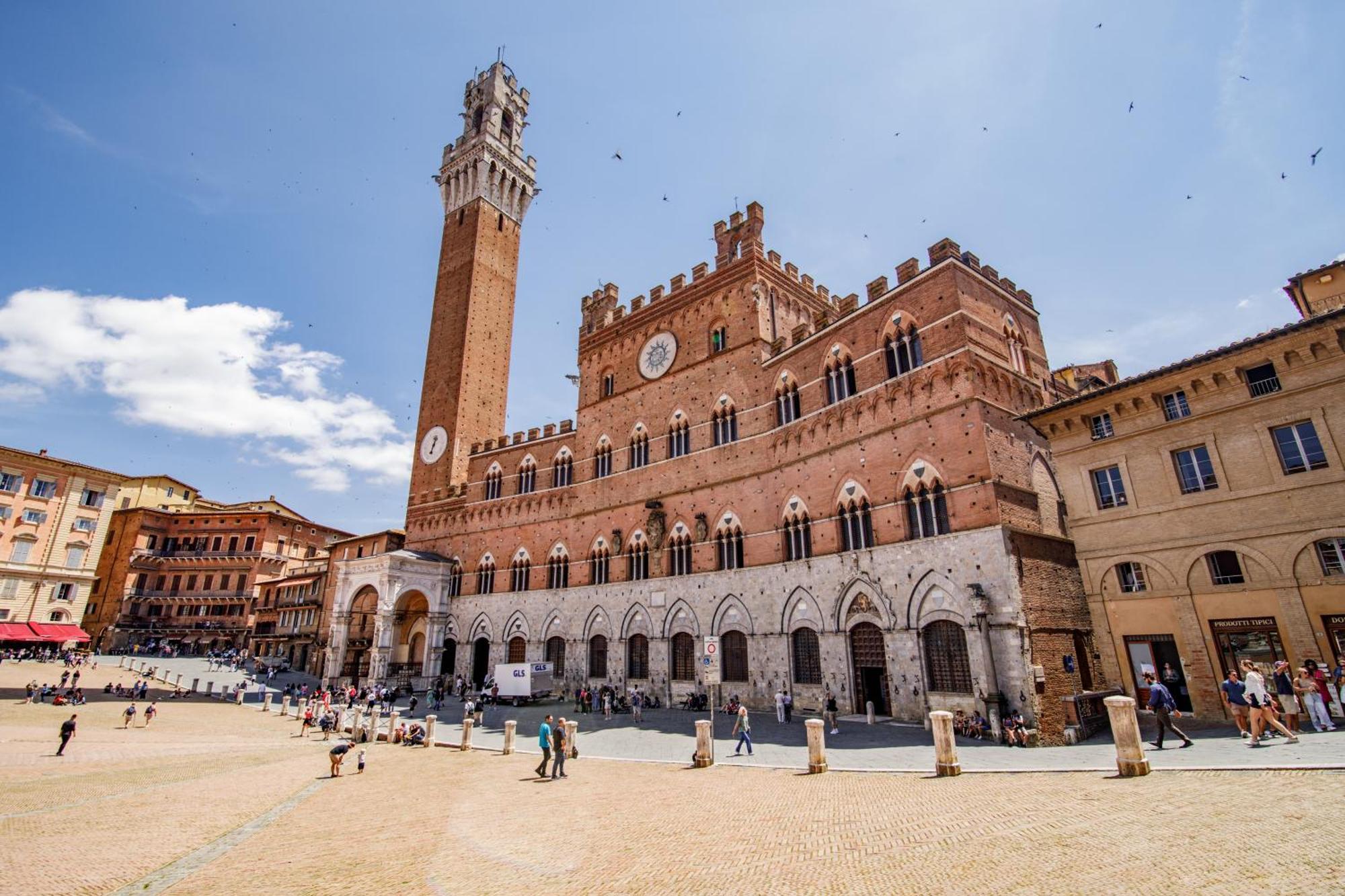 Charme Centro Storico Apartment Siena Bagian luar foto
