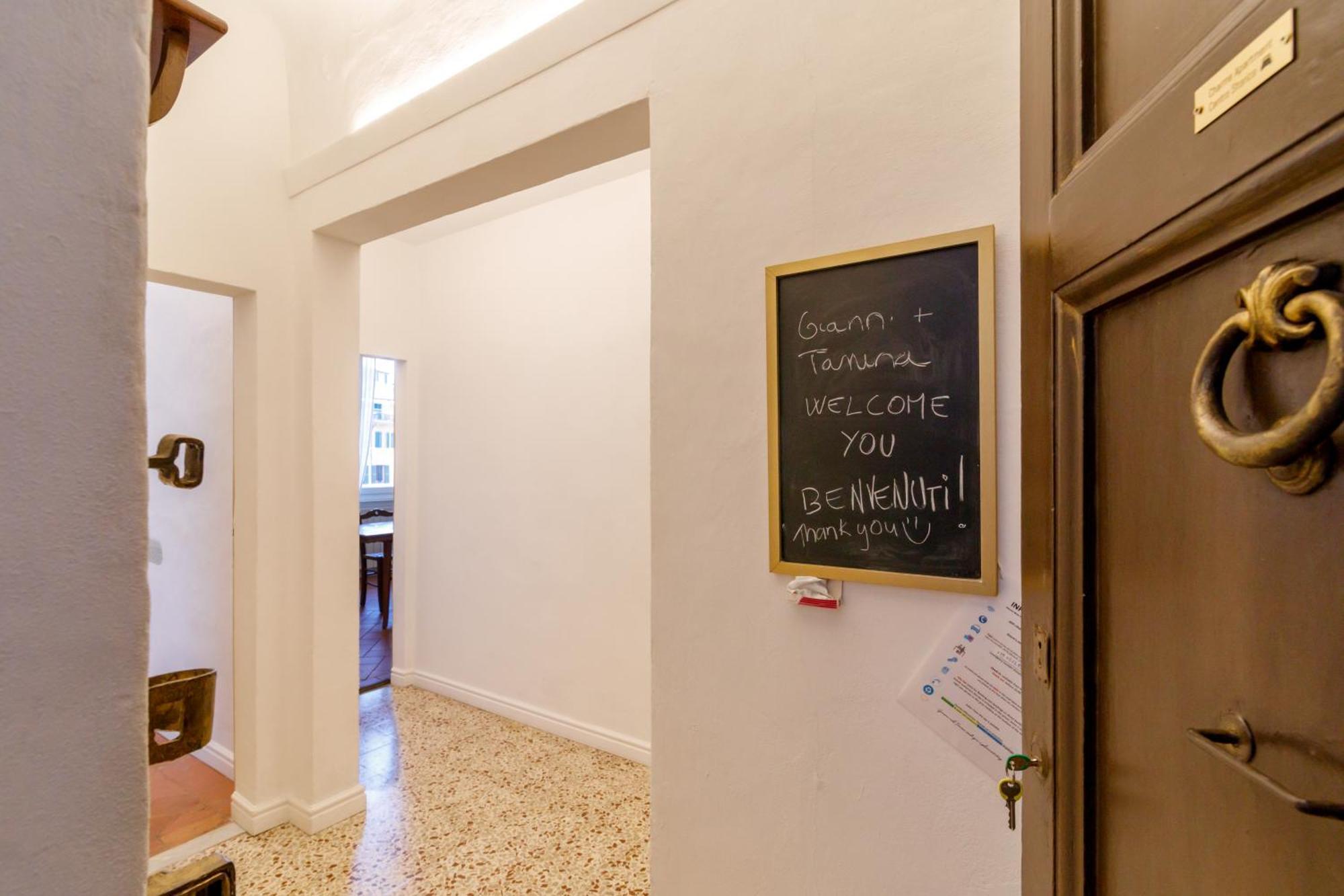 Charme Centro Storico Apartment Siena Bagian luar foto